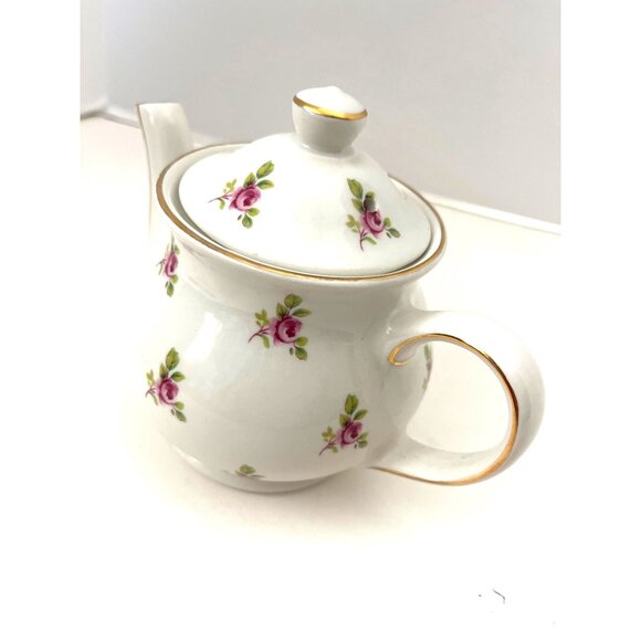 Sadler Windsor Teapot For One Made in England Pink Roses Gold Trim - Picture 6 of 8